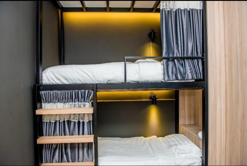 Rumah Tetamu Bunk Bunk Malacca ภายนอก รูปภาพ